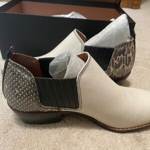 NIB- Coach Devin Bootie- size 8